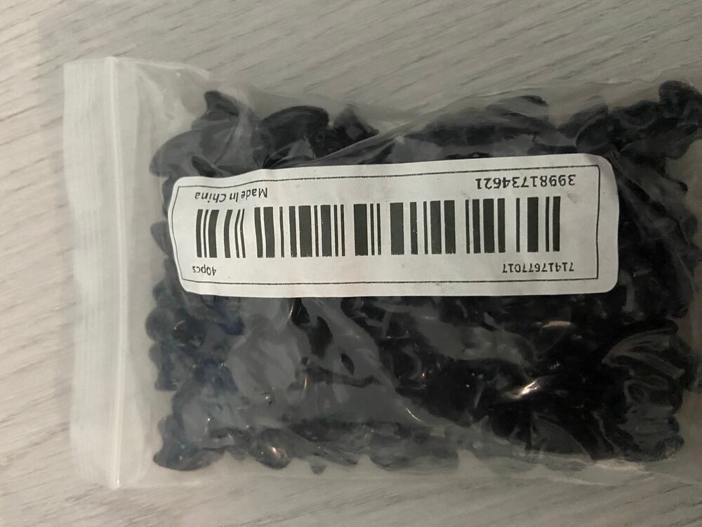 15 piece Halloween bat beads